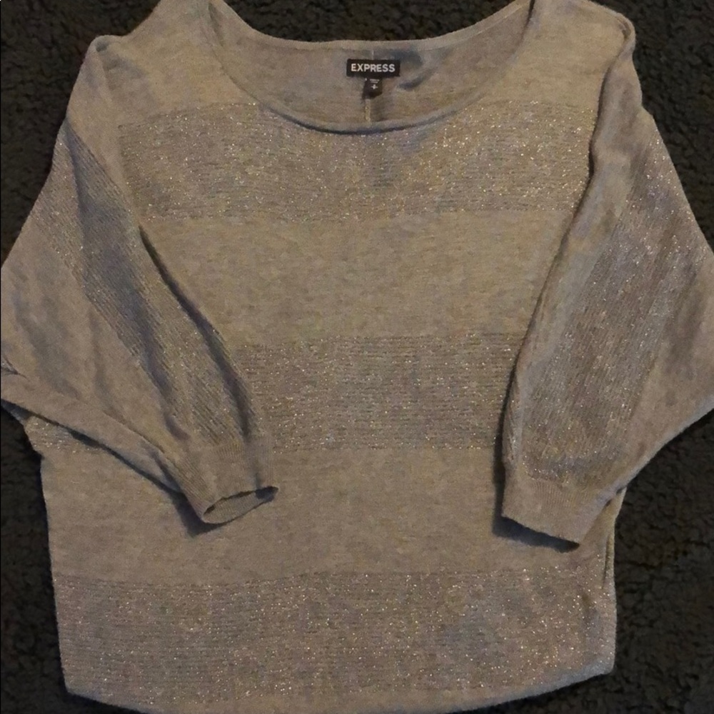 3/4 length sleeve gray sweater